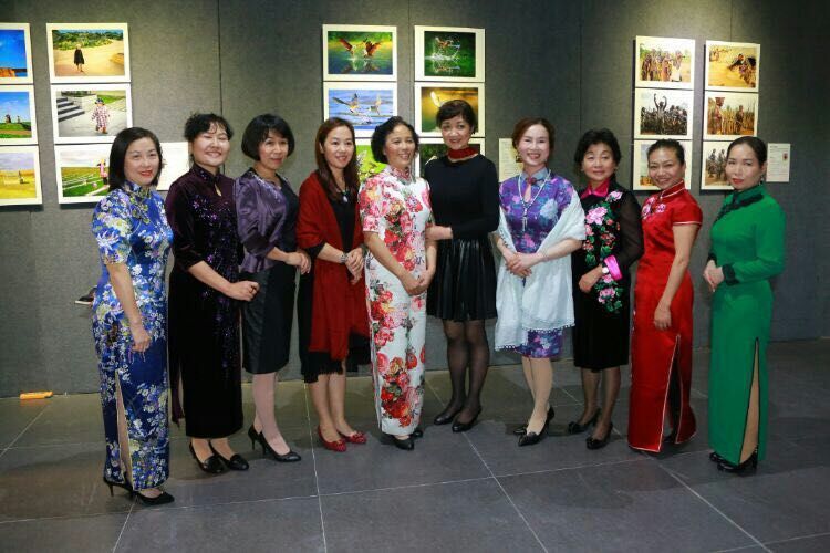 “春之梦，姐妹情”——粤港台两岸三地女摄影家摄影作品展在穗举行