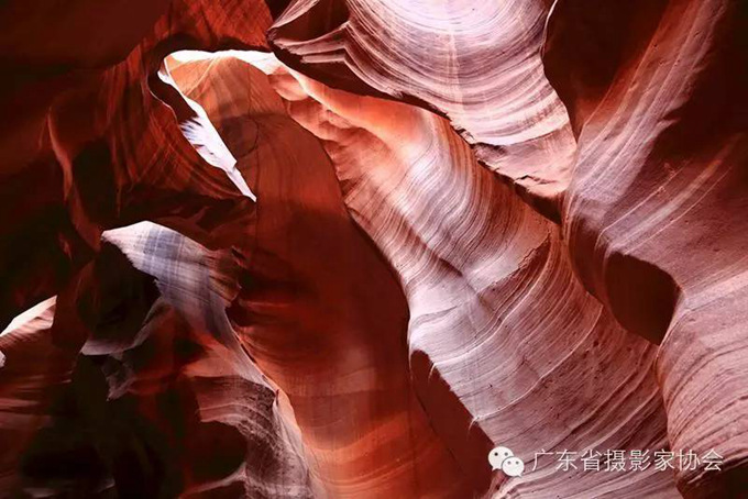 羚羊彩穴 罗 旭摄.jpg 羚羊彩穴 罗 旭摄.jpg