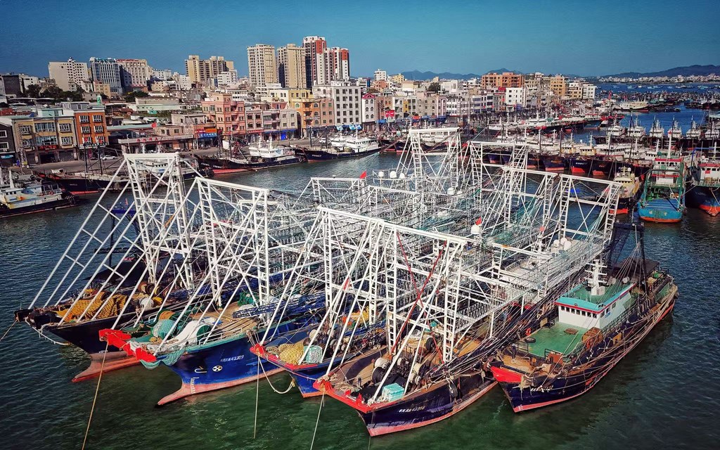 广州1组-高级专修班-白架织港，城栖海隅-黄嘉健-13724836044.jpg